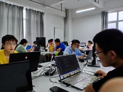 軟件技術與計算機信息技術開發(fā) 數(shù)字時代的核心引擎